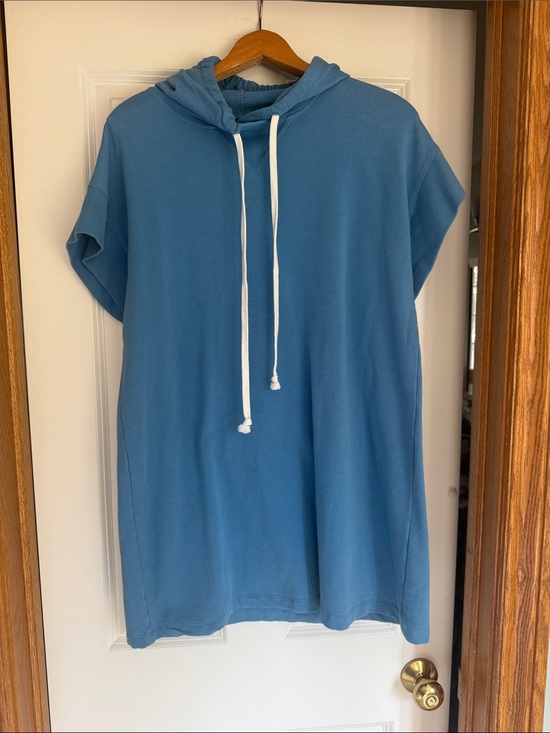 Fifteen Twenty Dresses & Skirts - Fifteen Twenty Blue Hooded Short-Sleeve Mini Dress with White Drawstrings
